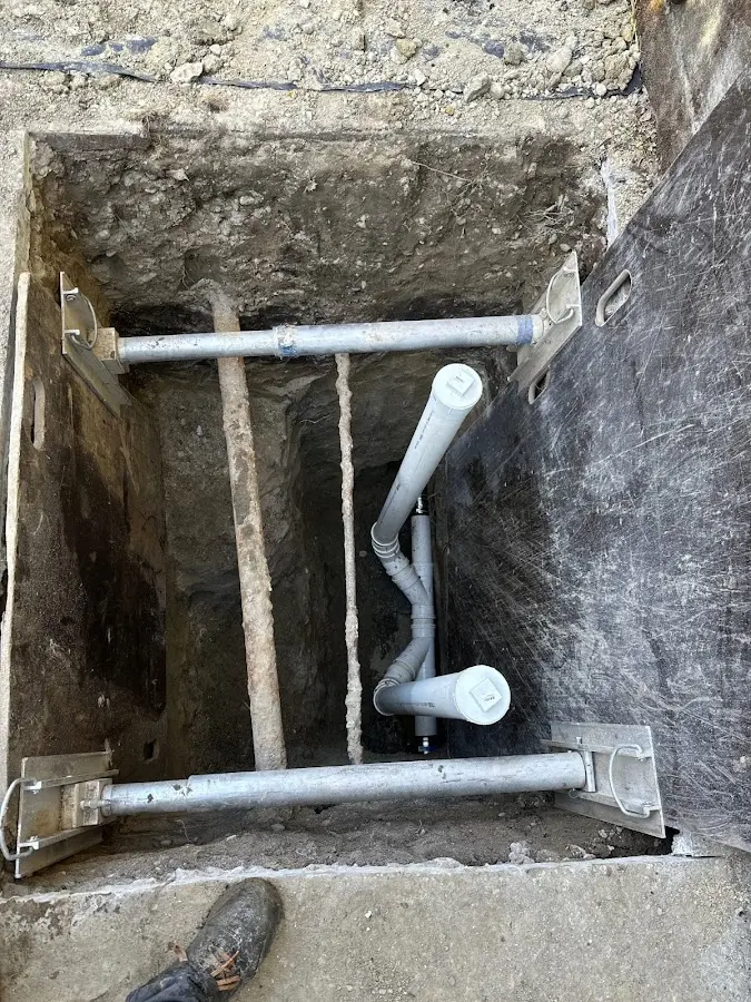 Experienced plumber completing Gas Line Repair work in Hansville